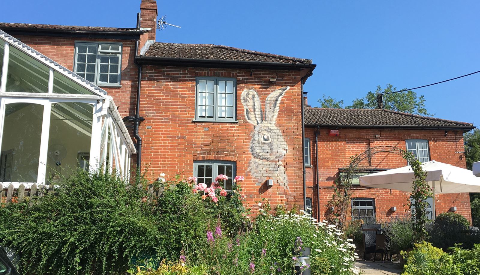 The Watership Down Inn Exterior